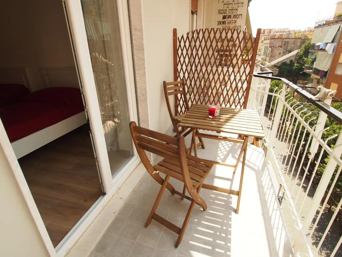 Bella Vita Rooms Naples 0*,
